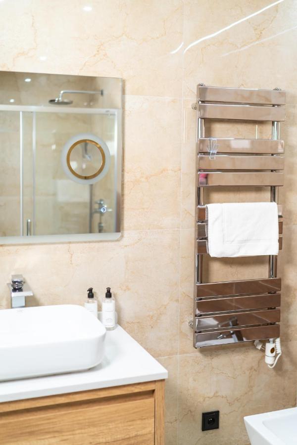 Lux Apartman V Hoteli Akvamarin Bešeňová Extérieur photo